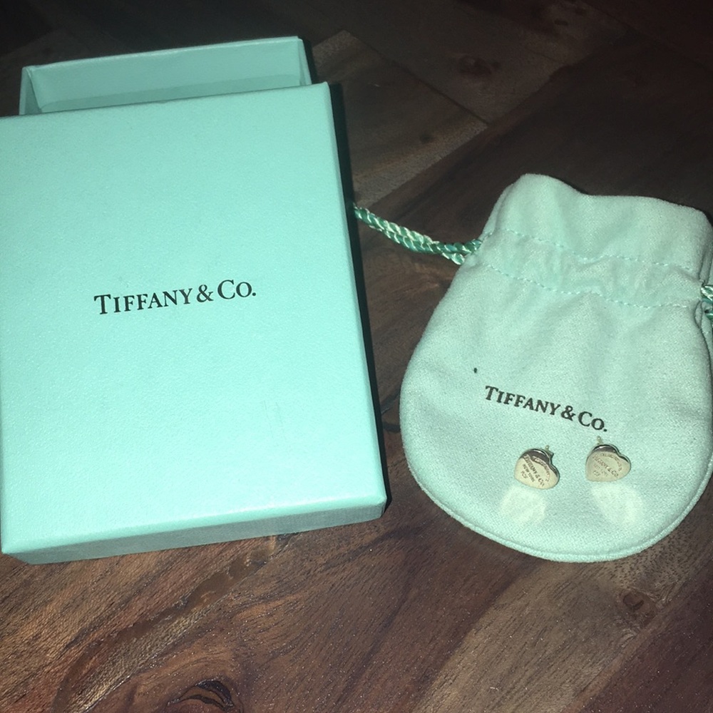Return to Tiffany Mini Heart Earrings